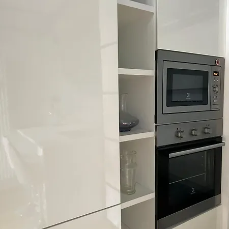 Loreto Blue House Milan