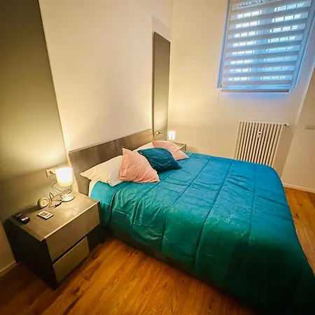 Apartment Loreto Blue House Milan